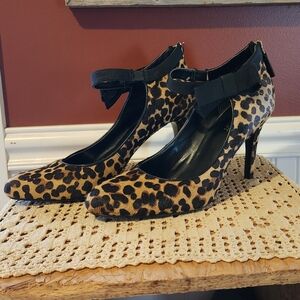 Leapard print heels